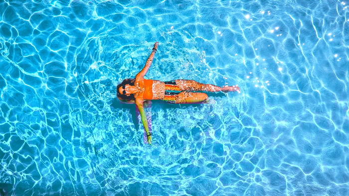 10 Ways Swimming Can Reduce Stress & Anxiety